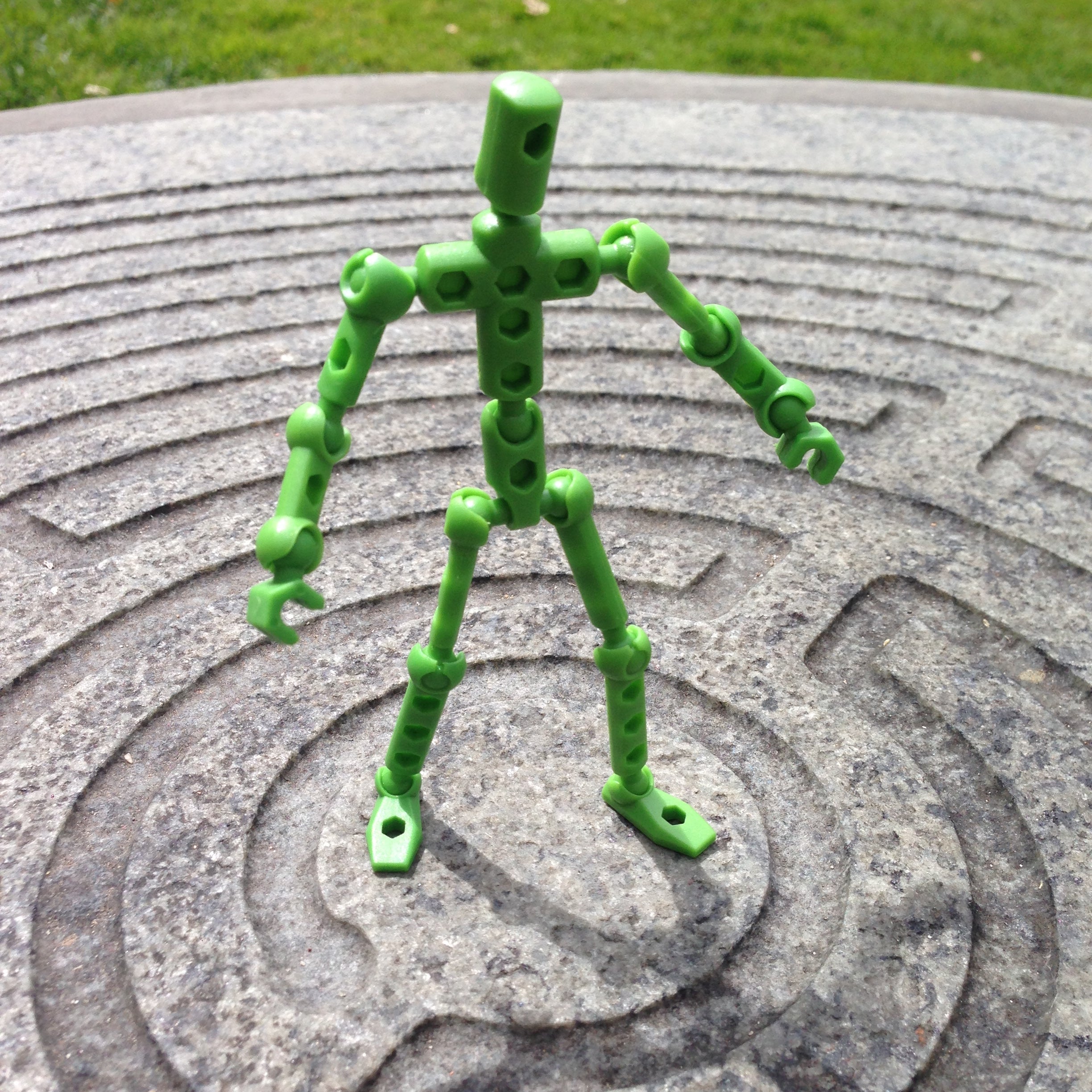 A-Mazing! ModiBot Mo figure in Army Green