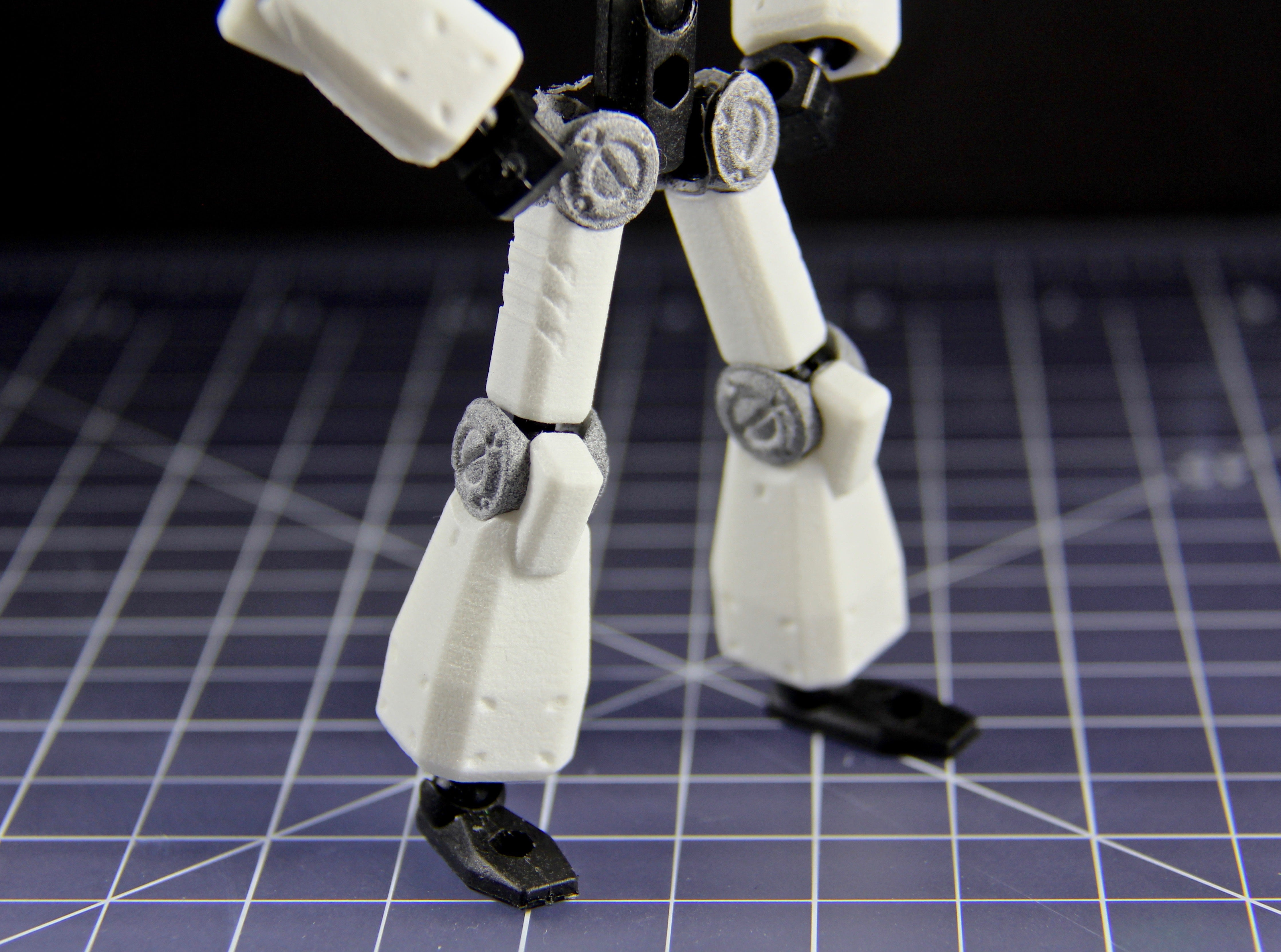 RoboSkin Mecha Arm & Leg Sleeves for ModiBot Mo