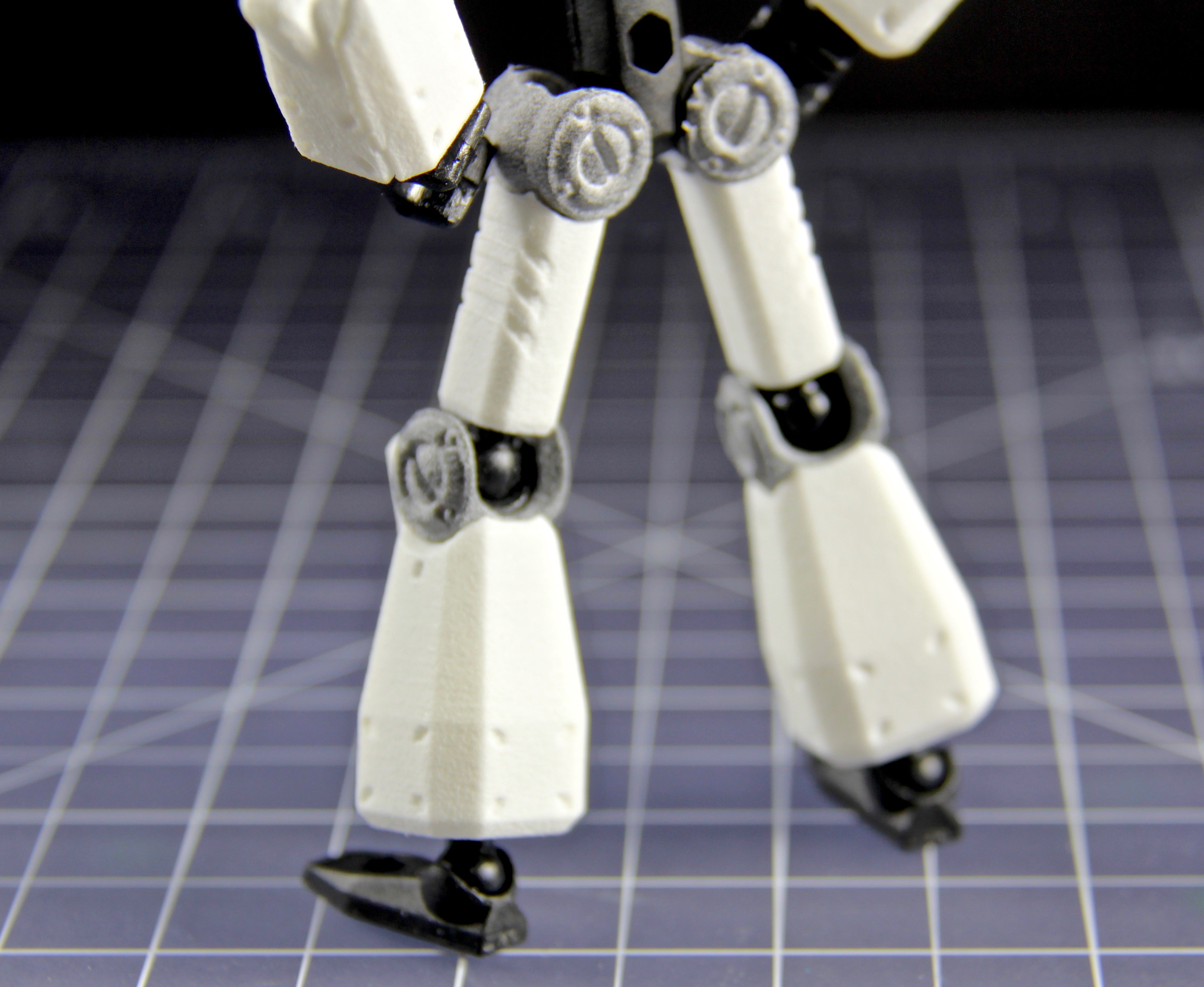 RoboSkin Mecha Arm & Leg Sleeves for ModiBot Mo