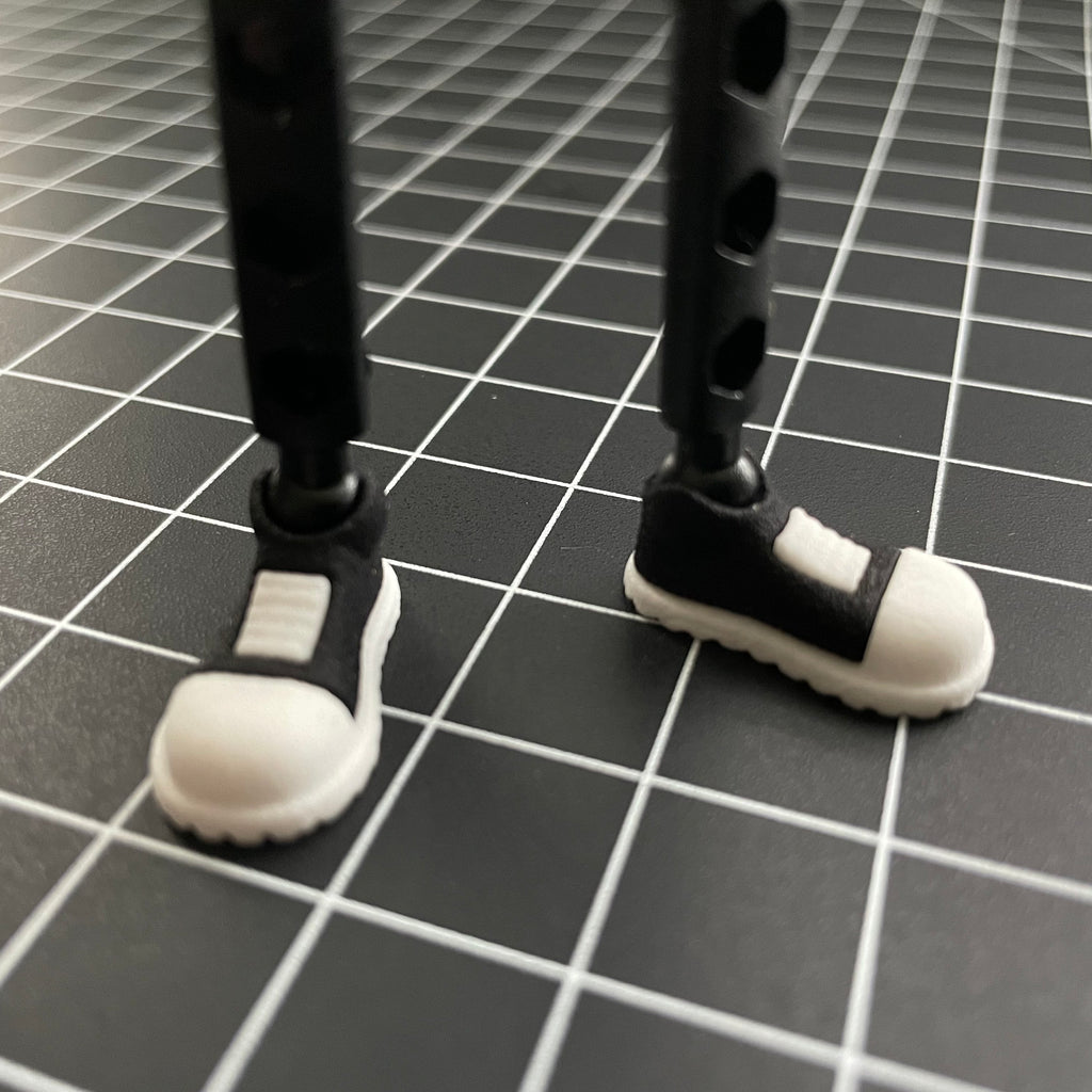 Poseable Sneaker Set for ModiBot Mo