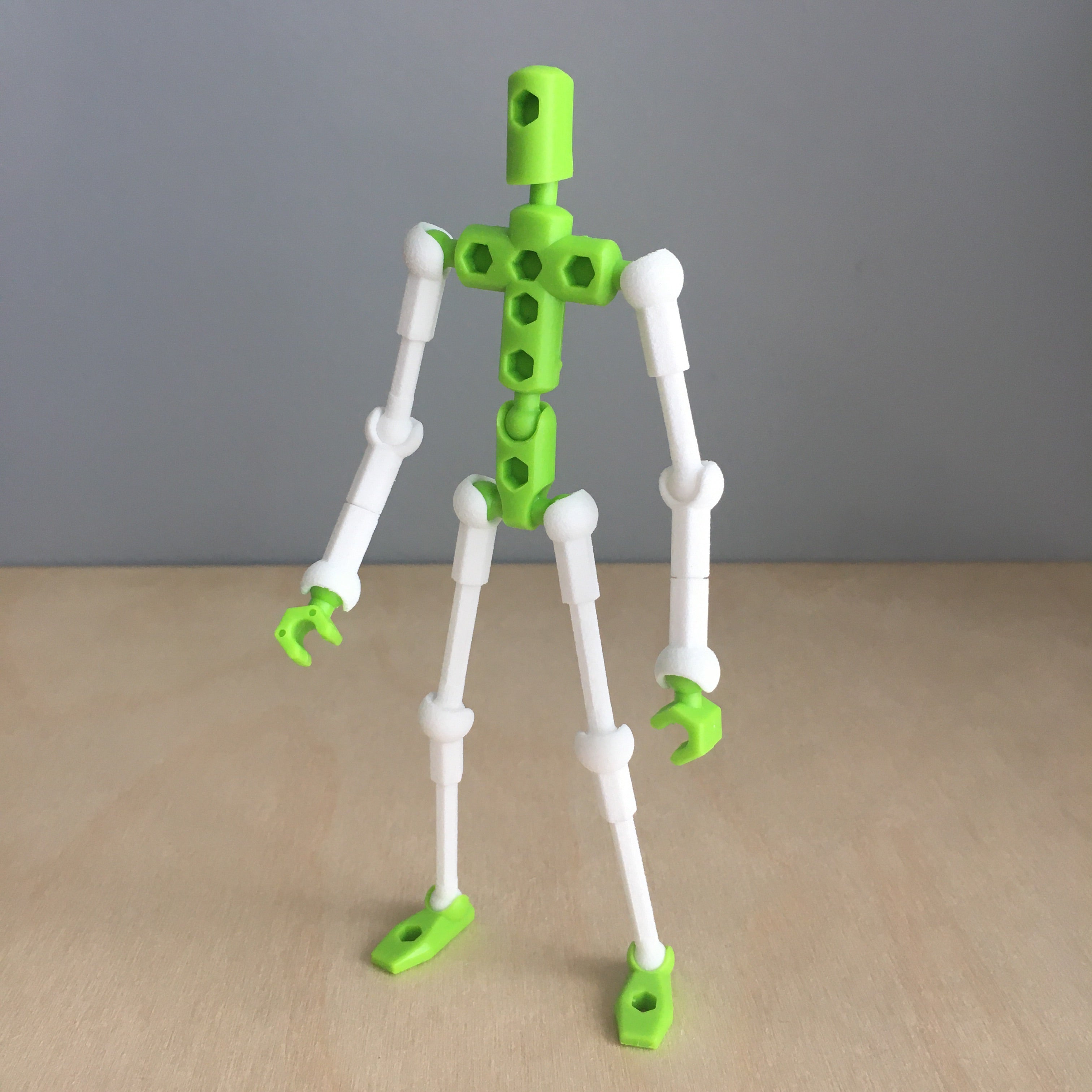 Adjustable arm/leg figure for ModiBot Mo